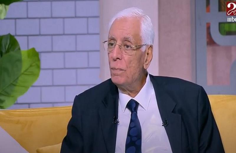 حسام موافي يصدم الجميع: السبانخ لا علاقة لها بالحديد في جسم الإنسان «فيديو»