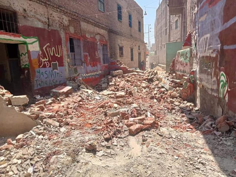 فتح الشوارع المغلقة بدشنا 