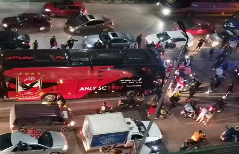 بدء محاكمة المتهمين بالتعدي على أتوبيس جماهير الأهلي 15 سبتمبر المقبل