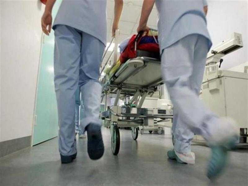 وجبة طعام تتسب في إصابة 5 من أسرة واحدة بالتسمم