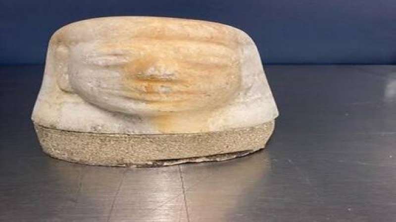قطعة أثرية مصرية تعود إلى 3000 عام