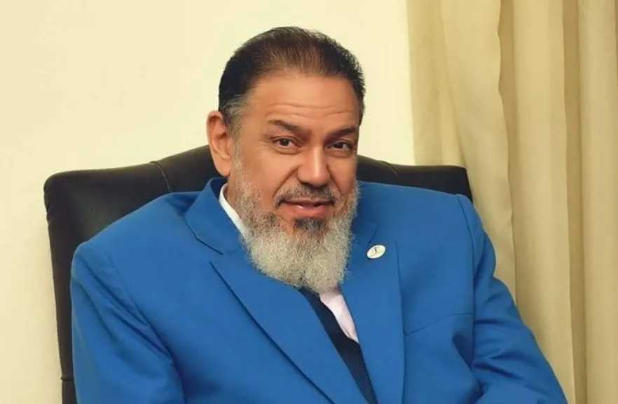 اليوم.. محاكمة منتصر الزيات بتهم التحريض والسب والقذف