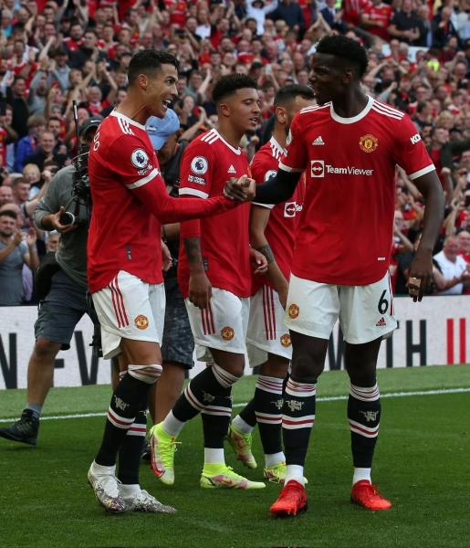 لعنة اليونايتد.. لاعب مانشستر يونايتد السابق يتعرض لعملية سطو شارك بها شقيقه