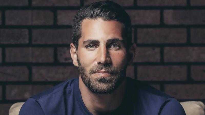 عزيز مرقة يحي حفلًا غنائيًا بمكتبه الإسكندرية.. الإثنين المقبل