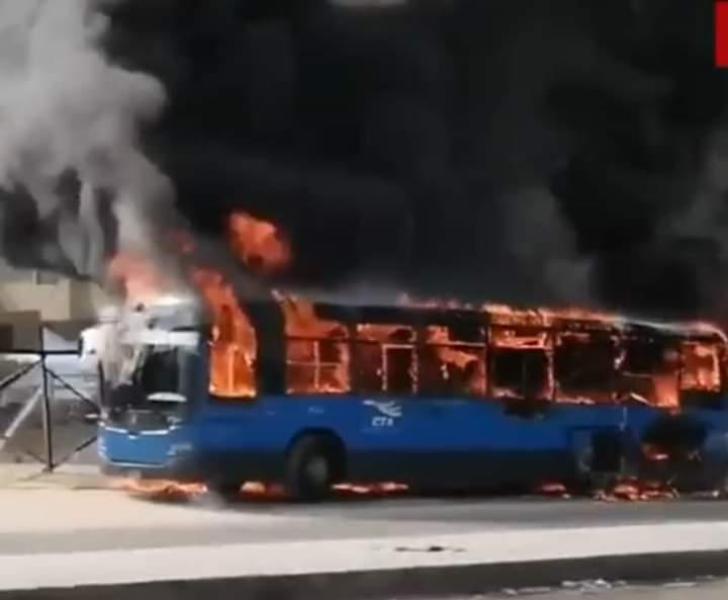 حريق اتوبيس 