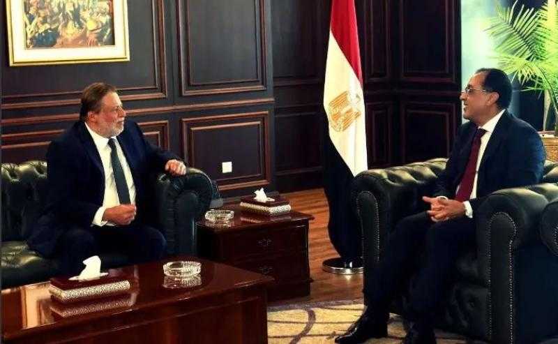 اتصال يومي بين «مدبولي» ومحافظ البنك المركزي وتنسيق كامل للمحاور الاقتصادية