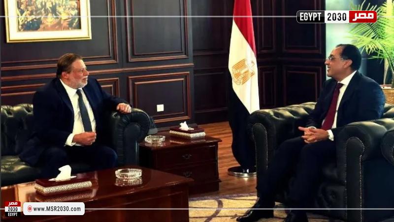 رئيس الوزراء ومحافظ البنك المركزي