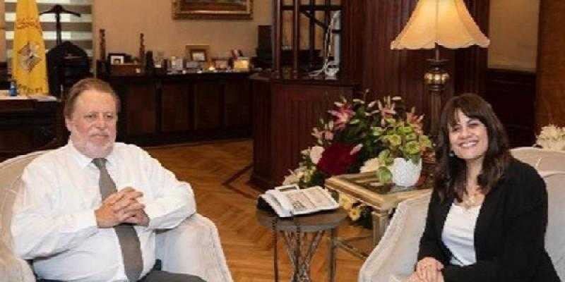مباحثات مكثفة بين محافظ البنك المركزي ووزيرة الهجرة لتقديم تيسيرات للمصريين بالخارج