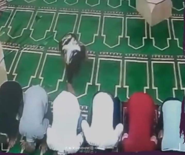 ضبط لص سرق هاتفا من مواطن أثناء أداء الصلاة في شبرا الخيمة