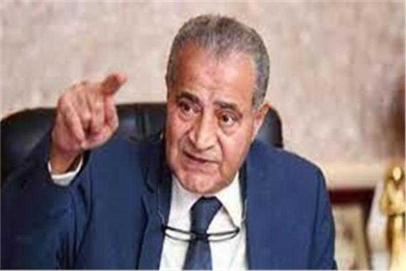 التموين للمحتكرين: «البضائع هتفضل عندك وإحنا هنبيع في منافذنا» - فيديو