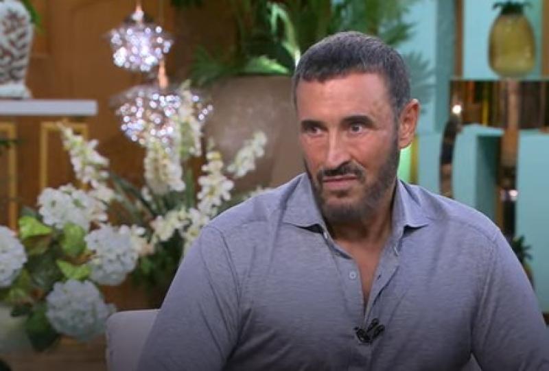 كاظم الساهر: أنا بحب كورونا وهو هبة من الله «فيديو»