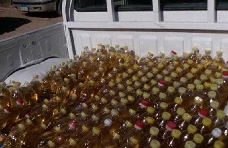 ضبط 85 طن زيت طعام بدون مستندان بالسوق السوداء بالبحيرة