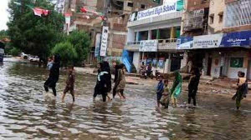 ارتفاع حصيلة ضحايا الفيضانات في باكستان إلى 1256 بينهم 441 طفلا