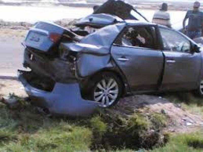 مصرع زوجان فى حادث انقلاب سيارة ملاكى