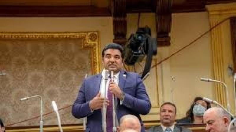 محمود عصام