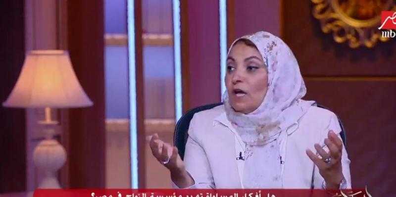 هل المرأة مجبرة على القيام بالأعمال المنزلية؟.. هبة قطب تحسم الجدل | شاهد