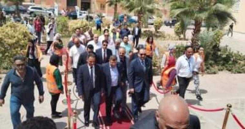 رئيس جهاز ”بدر” يفتتح المقر الأول لإدارة التضامن الاجتماعى بالحى الخامس