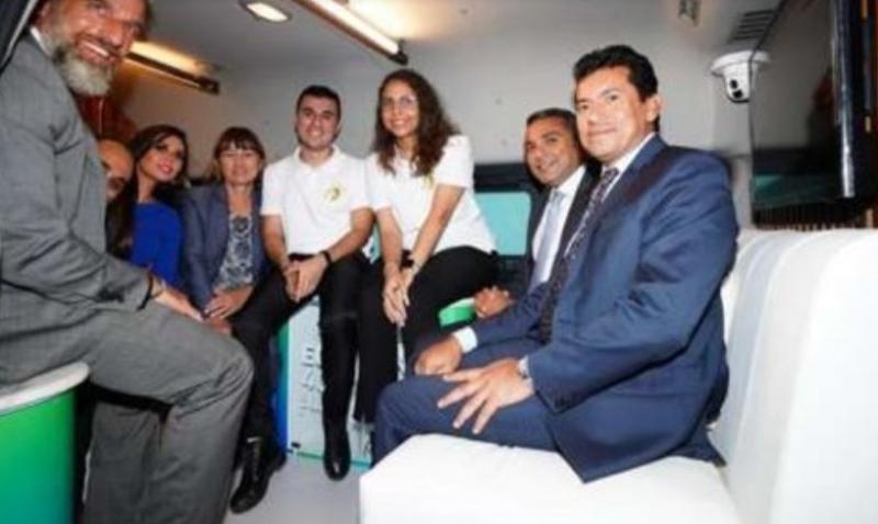 أشرف صبحي ضمن أفراد قافلة «الشباب والمناخ» بالشوارع للتوعية بقضايا تغير المناخ «فيديو»