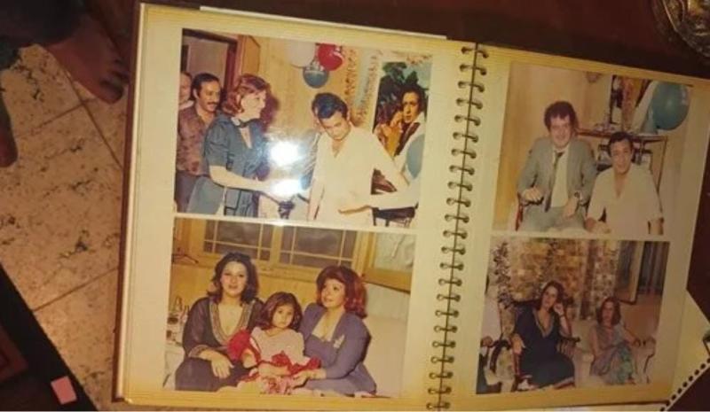 مقتنيات الراحل نور الشريف على الأرصفة مع الروبابيكيا