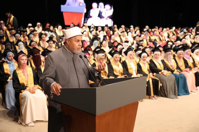 دكتور محمد أبو زيد الأمير نائب رئيس الجامعة لشئون الوجه البحري