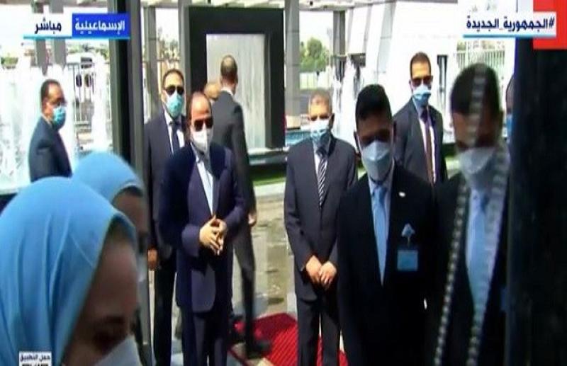 السيسي يقدم الشباب في قص شريط افتتاح القرية الأولمبية بالإسماعيلية «فيديو»