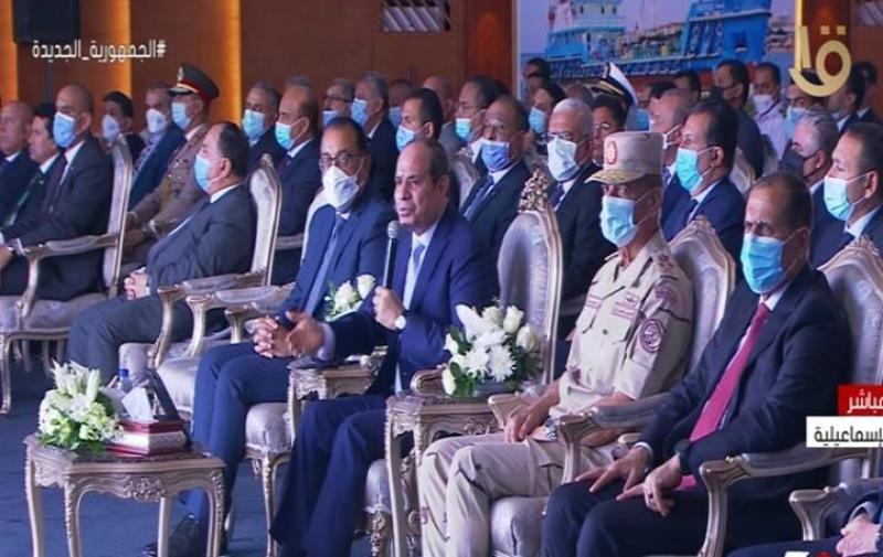 السيسي: «حصل تشكيك كتير وقت إطلاق قناة السويس الجديدة والنتيجة أمامكم»