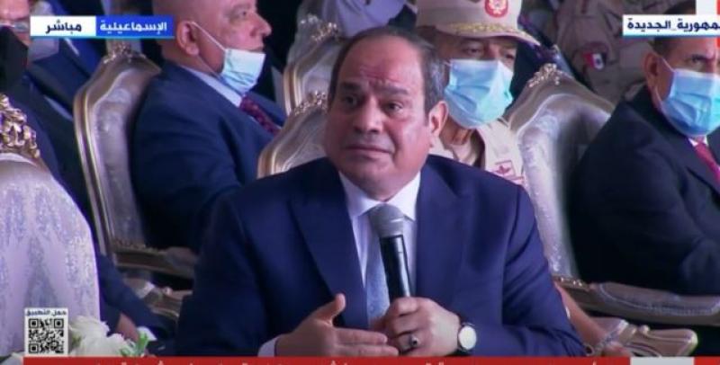 السيسي عن توفير أموال المعاشات: «إحنا مبنجبش من جيبنا» - فيديو