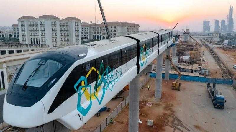 تحويلات مرورية لتنفيذ أعمال المونوريل بمحور التسعين الجنوبي بالقاهرة الجديدة