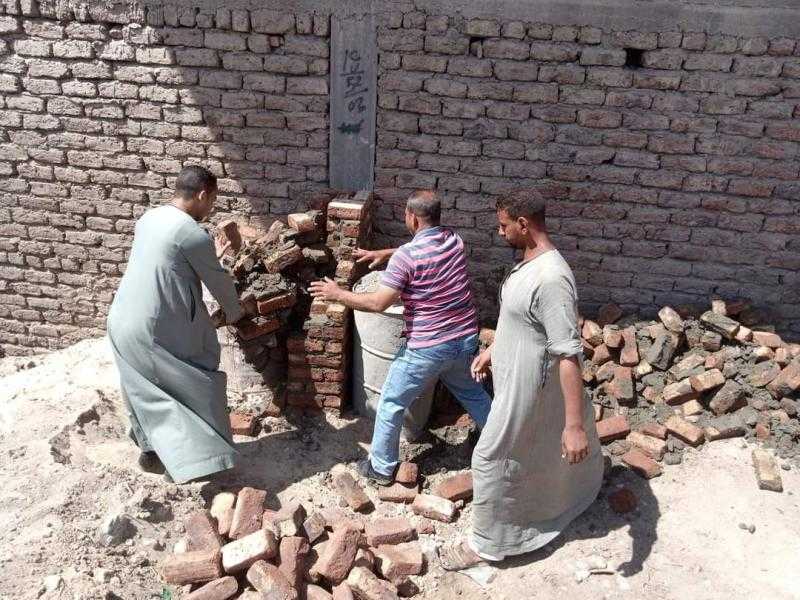 إزالة فورية لحالة تعد على الطريق العام بدشنا