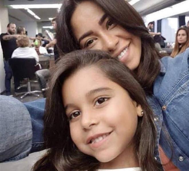 وصلة رقص لـ شيرين عبدالوهاب مع ابنتها على «تيك توك»