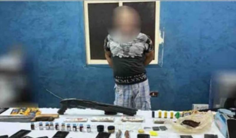 ضبط عاطل حول منزله لمصنع مخدرات بالأميرية