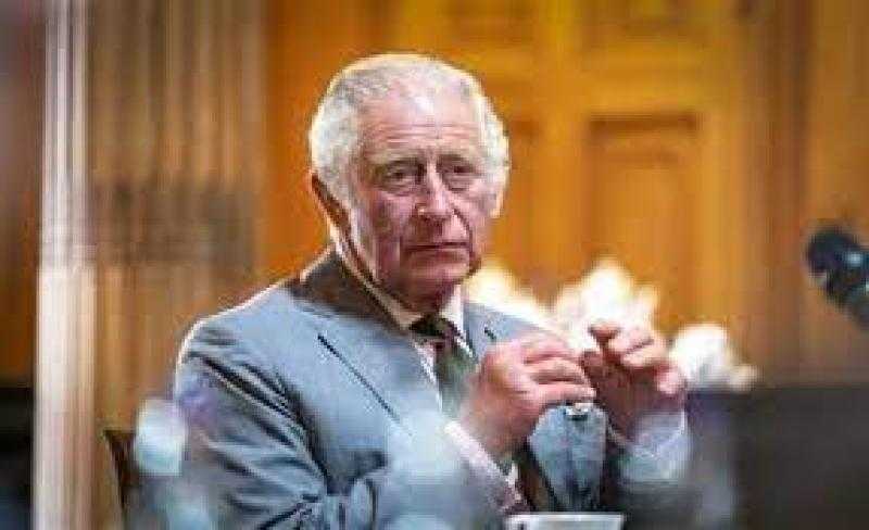 العاهل السعودي يهنئ الملك تشارلز الثالث باعتلاء عرش بريطانيا