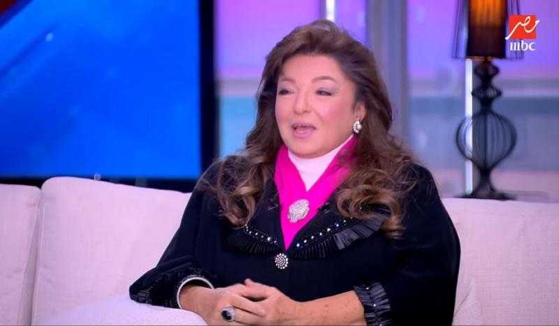 لأول مرة.. هدى رمزي تكشف سبب اعتزالها الفن | شاهد