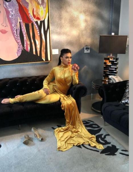 بـ جامبسوت ”مكشوف البطن”.. رانيا يوسف تشعل الإنستجرام