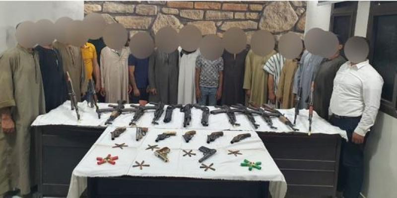 الأمن العام يضبط 22 سلاح ناري في حملة مكبرة بأسيوط