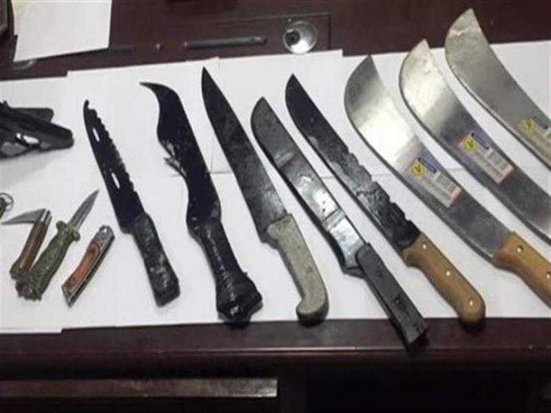 ضبط ورشة لتصنيع الأسلحة البيضاء بالأميرية