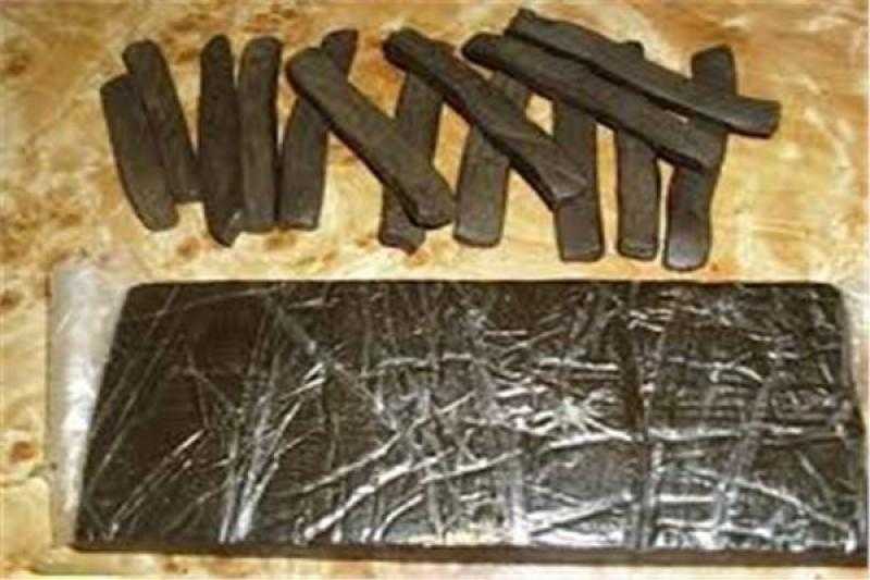 ضبط عاطلين قبل ترويجهما 28 فرش حشيش في بولاق الدكرور