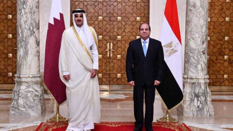 الإعلام القطري يشيد بزيارة السيسي للدوحة