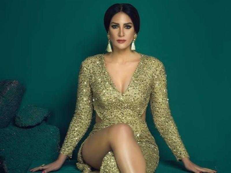 من مهندسة لراقصة.. إيمي سلطان: «قسم الكهرباء علمني الرعشة وميكانيكا ضبط الزوايا»