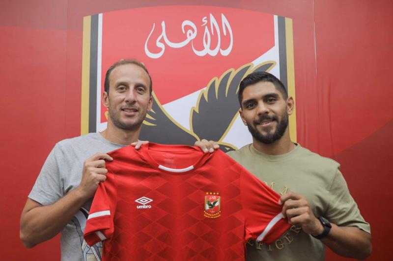 شادي حسين: كان لدي عروض عديدة لكن الأهلي لا يقارن