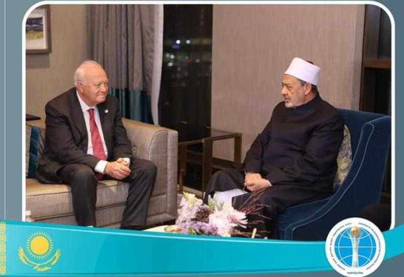 شيخ الأزهر: محاولات فرض ثقافة بعينها على العالم كله لن يجني إلا خرابًا ودمارًا للأسرة والمجتمع