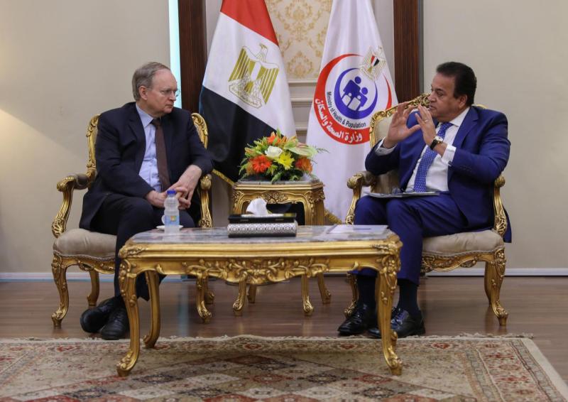 وزير الصحة ورئيس بعثة الاتحاد الأوربي 