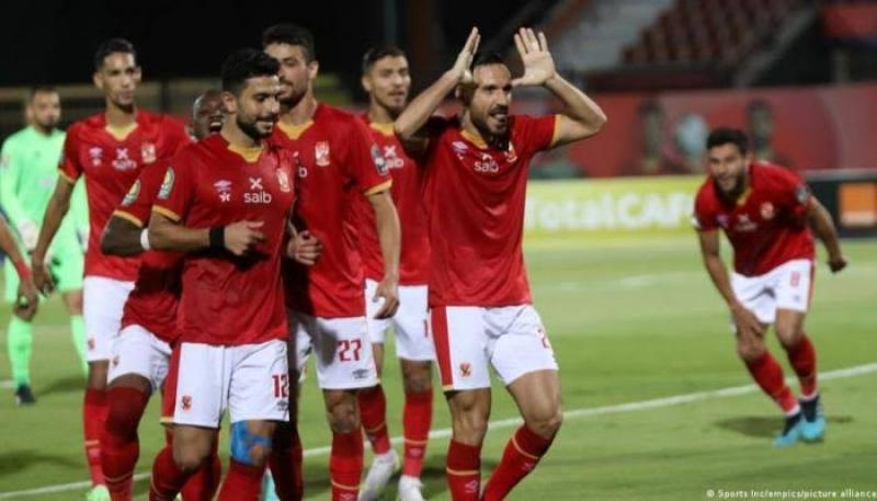 الأهلي يجهز لإعلان صفقة جديدة.. مهاجم خطير