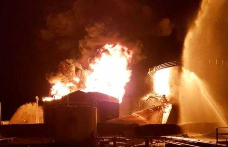 خسائر بـ5 ملايين جنيه.. الحماية المدنية تواصل إخماد حريق محصول 40 فدان كتان