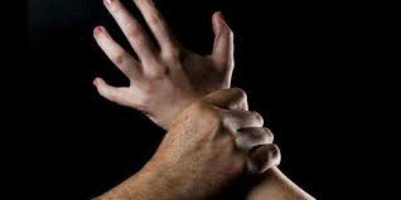 «أغواهما بالحب».. الحبس سنة للمتهمين بخطف طفلتين وهتك عرض إحداهما بالمقطم