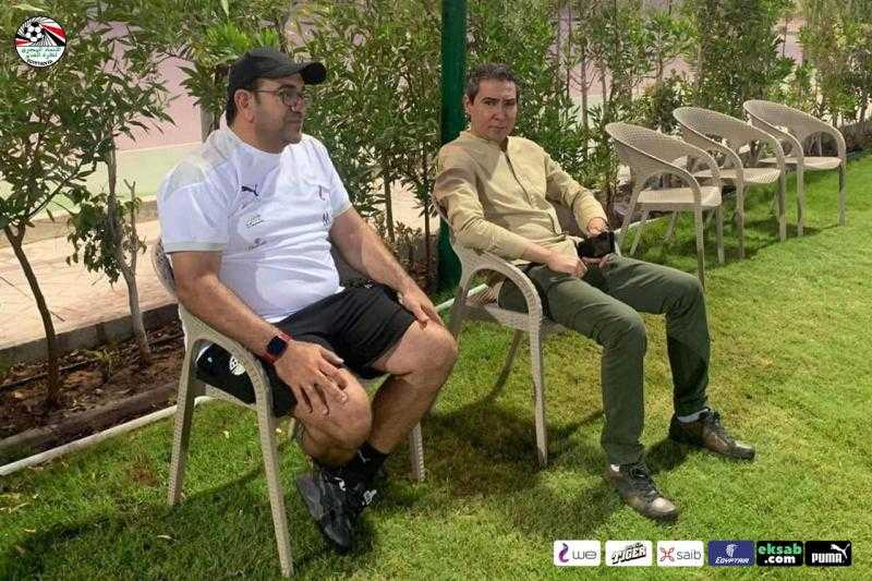المنتخب الأوليمبي يؤدي تدريبه الأول.. ومحمد بركات يحفز اللاعبين