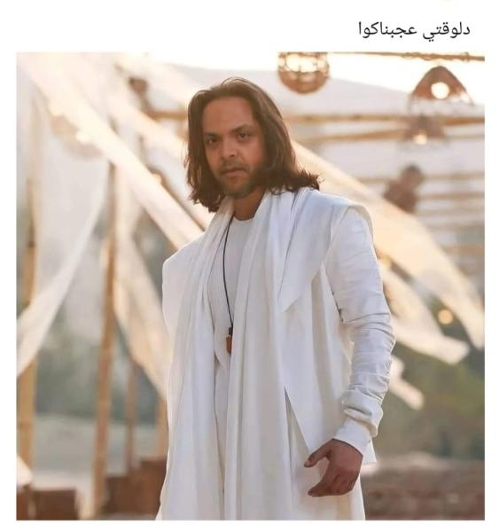 محمد هنيدي يسخر من بهاء سلطان 