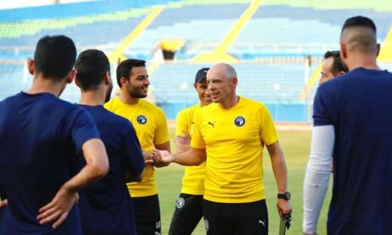 تغيير مفاجئ في الجهاز الفني لبيراميدز
