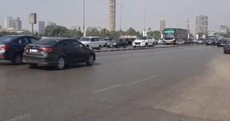 انسيابية مرورية بطريق الكورنيش من شبرا الخيمة وحتى جنوب القاهرة