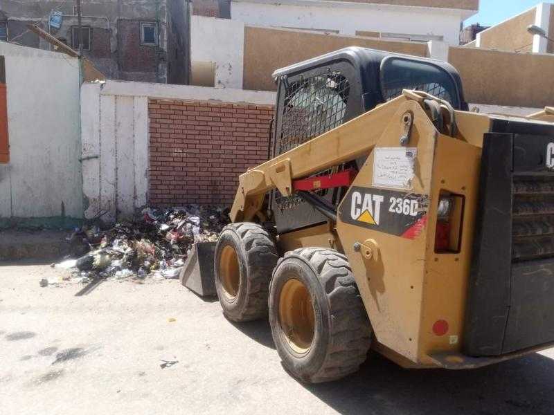 استجابة لمطالب المواطنين.. محلي دشنا يشن حملات نظافة مكبرة